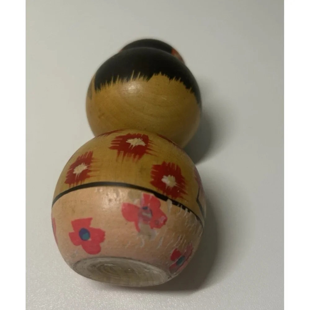 Vintage Kokeshi Girl Wood Doll Red & Black 3